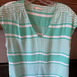 HINGE cap-sleeve blouse